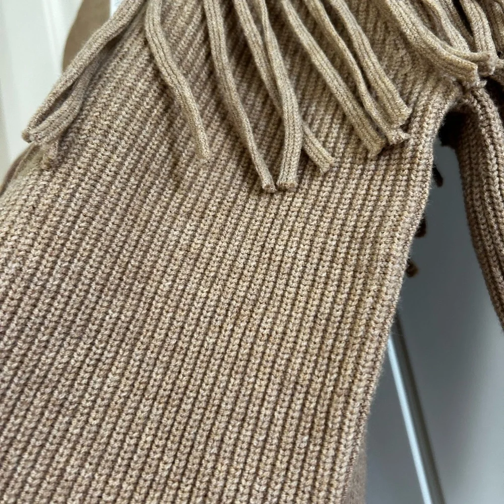 Super soft Carmel Fringe Sweater NWT - Picture 7 of 10